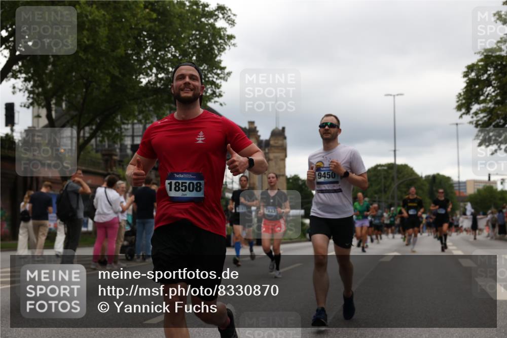 29.06.2025 - hella hamburg halbmarathon Yannick Fuchs http://msf.ph/oto/8330870 29.06.2025 10:51:41 20KM 1200, 1239, 1563, 1611, 2025, 2236, 2606, 2759, 2806, 2883, 3093, 3141, 3575, 4426, 4467, 4579, 4833, 5391, 6281, 6302, 6531, 6892, 7833, 9450, 9485, 10383, 10408, 10599, 12144, 12509, 13465, 13664, 15217, 15229, 15349, 16517, 17455, 17543, 18508, 18762, 18891 meine-sportfotos.de