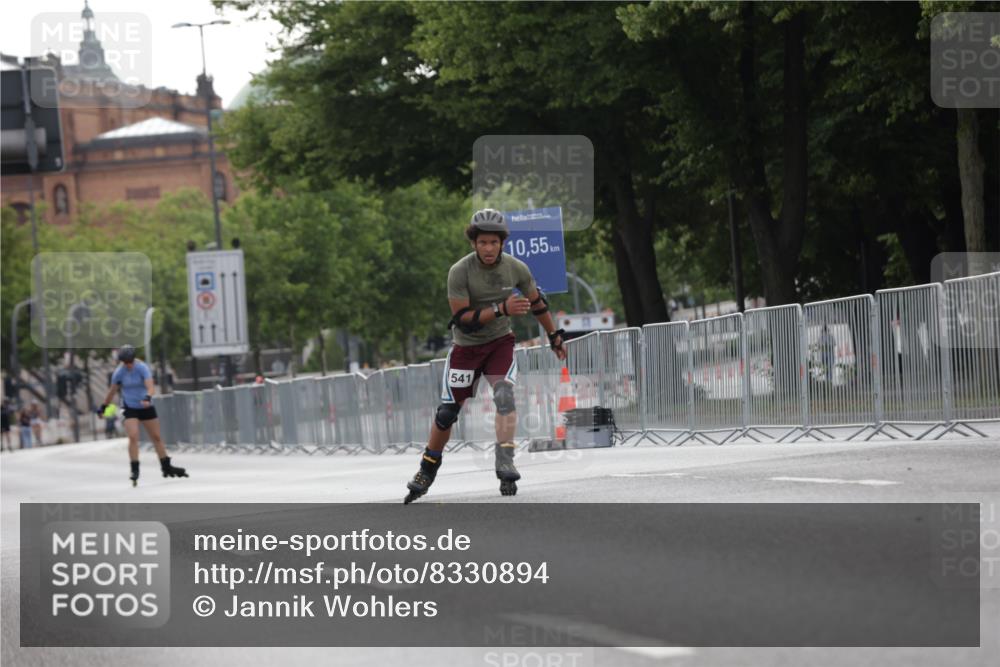 29.06.2025 - hella hamburg halbmarathon Jannik Wohlers http://msf.ph/oto/8330894 29.06.2025 09:01:15 Lombardsbrücke  meine-sportfotos.de