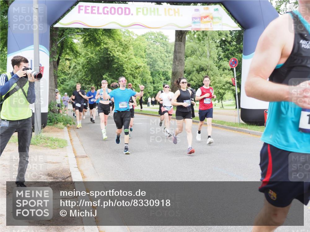29.06.2025 - hella hamburg halbmarathon MichiJ http://msf.ph/oto/8330918 29.06.2025 10:38:09 Zwischen KM18-KM19 1461, 1466, 1750, 2207, 2823, 7176, 7224, 7312, 7583, 8689, 10057, 10371, 11422, 12235, 12450, 12624, 13609, 13799, 14361, 14838, 16653, 16907, 18451, 18657 meine-sportfotos.de