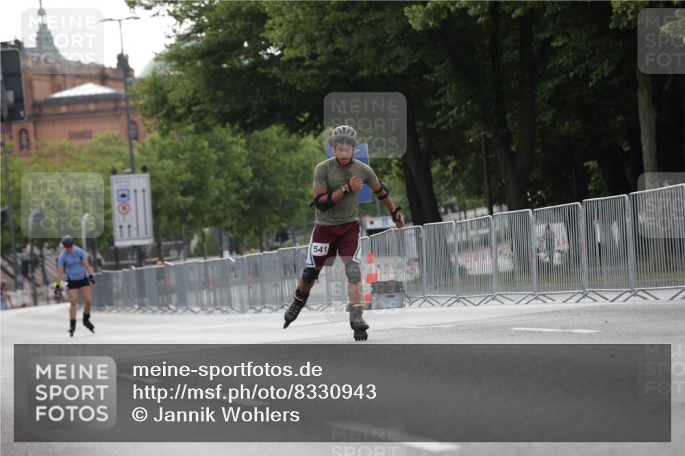 29.06.2025 - hella hamburg halbmarathon Jannik Wohlers http://msf.ph/oto/8330943 29.06.2025 09:01:15 Lombardsbrücke  meine-sportfotos.de