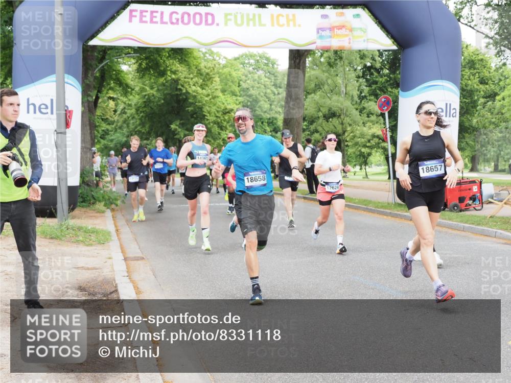 29.06.2025 - hella hamburg halbmarathon MichiJ http://msf.ph/oto/8331118 29.06.2025 10:38:10 Zwischen KM18-KM19 1461, 1466, 1750, 2207, 7176, 7312, 7583, 8689, 10057, 10371, 11422, 12450, 12624, 13609, 13799, 14125, 14361, 14838, 16653, 16907, 18451, 18657, 18658 meine-sportfotos.de