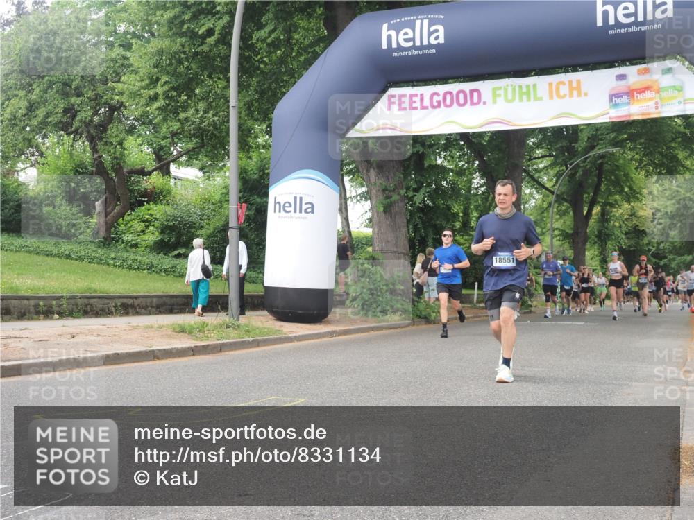 29.06.2025 - hella hamburg halbmarathon KatJ http://msf.ph/oto/8331134 29.06.2025 10:47:09 Zwischen KM18-KM19 2167, 5272, 8749 meine-sportfotos.de