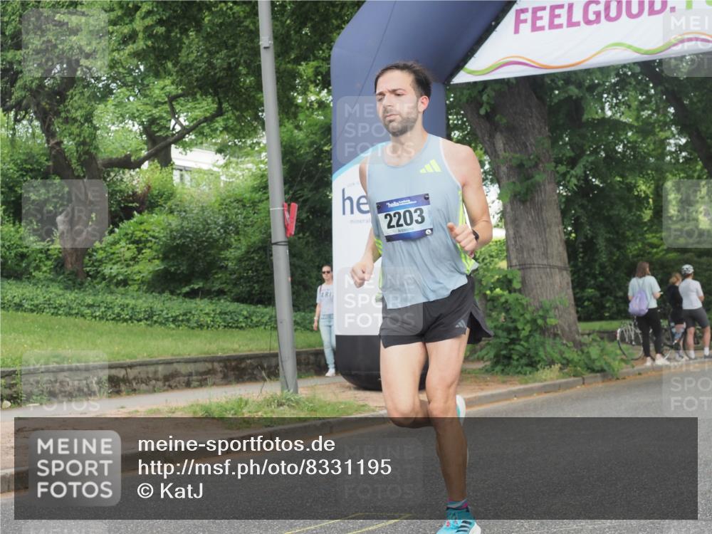 29.06.2025 - hella hamburg halbmarathon KatJ http://msf.ph/oto/8331195 29.06.2025 10:17:22 Zwischen KM18-KM19 2203 meine-sportfotos.de