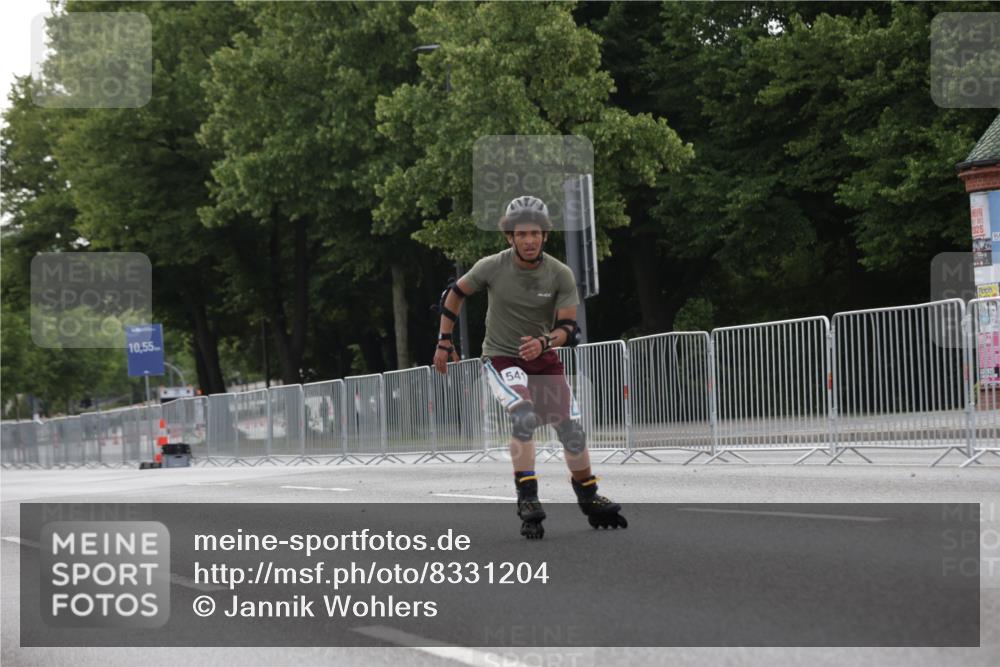 29.06.2025 - hella hamburg halbmarathon Jannik Wohlers http://msf.ph/oto/8331204 29.06.2025 09:01:18 Lombardsbrücke  meine-sportfotos.de