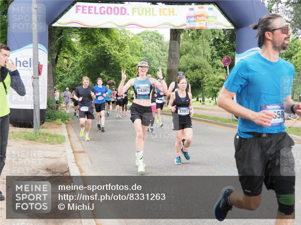 29.06.2025 - hella hamburg halbmarathon MichiJ http://msf.ph/oto/8331263 29.06.2025 10:38:11 Zwischen KM18-KM19 1461, 1750, 2207, 7176, 7312, 7583, 7952, 8689, 10057, 10371, 11422, 12450, 12624, 13609, 13799, 14125, 14361, 14838, 16907, 18451, 18657, 18658 meine-sportfotos.de