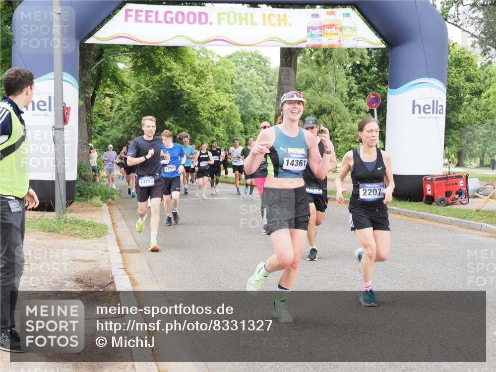 29.06.2025 - hella hamburg halbmarathon MichiJ http://msf.ph/oto/8331327 29.06.2025 10:38:12 Zwischen KM18-KM19 1461, 1750, 2207, 6795, 7176, 7312, 7952, 8689, 10057, 10371, 11422, 12450, 12624, 13609, 13799, 14125, 14361, 14838, 18182, 18451, 18657, 18658 meine-sportfotos.de