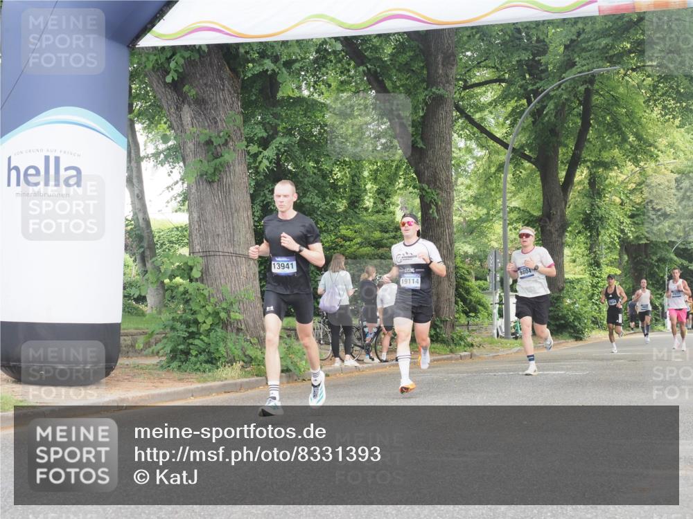 29.06.2025 - hella hamburg halbmarathon KatJ http://msf.ph/oto/8331393 29.06.2025 10:17:25 Zwischen KM18-KM19 2203 meine-sportfotos.de