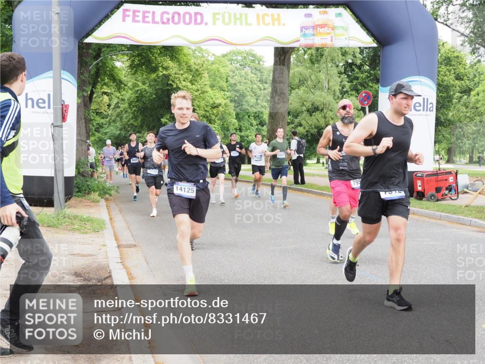 29.06.2025 - hella hamburg halbmarathon MichiJ http://msf.ph/oto/8331467 29.06.2025 10:38:13 Zwischen KM18-KM19 1750, 2207, 6795, 7312, 7952, 8689, 10057, 12527, 12624, 13609, 13799, 14125, 14361, 14838, 18182, 18451, 18657, 18658 meine-sportfotos.de
