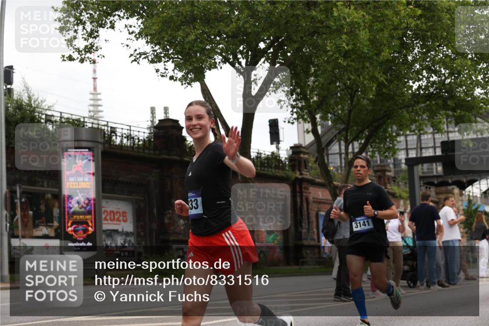 29.06.2025 - hella hamburg halbmarathon Yannick Fuchs http://msf.ph/oto/8331516 29.06.2025 10:51:43 20KM 1200, 1611, 2025, 2236, 2606, 2759, 2806, 2883, 2907, 3093, 3141, 3575, 4426, 4467, 4579, 4833, 5391, 6281, 6302, 6531, 6595, 6892, 7833, 9450, 9485, 10599, 12144, 12509, 13465, 13664, 15217, 15229, 16517, 17415, 17455, 17543, 18508, 18762, 18891 meine-sportfotos.de