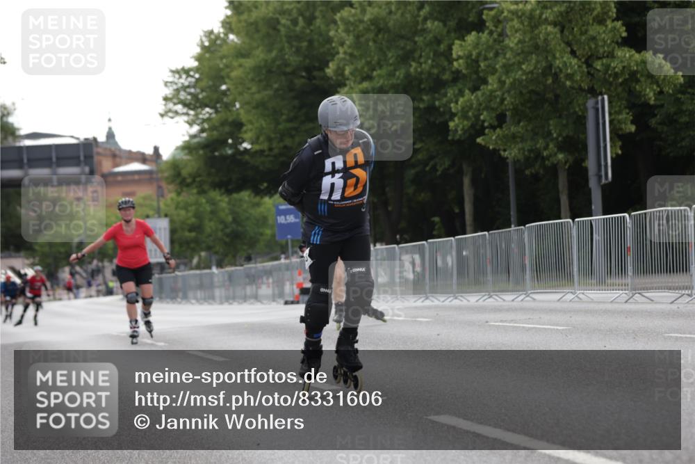 29.06.2025 - hella hamburg halbmarathon Jannik Wohlers http://msf.ph/oto/8331606 29.06.2025 09:01:24 Lombardsbrücke  meine-sportfotos.de