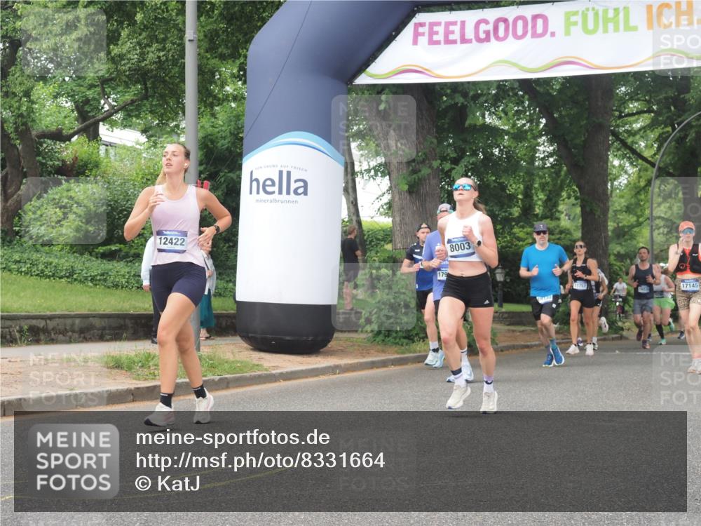 29.06.2025 - hella hamburg halbmarathon KatJ http://msf.ph/oto/8331664 29.06.2025 10:47:14 Zwischen KM18-KM19 5272, 8003 meine-sportfotos.de