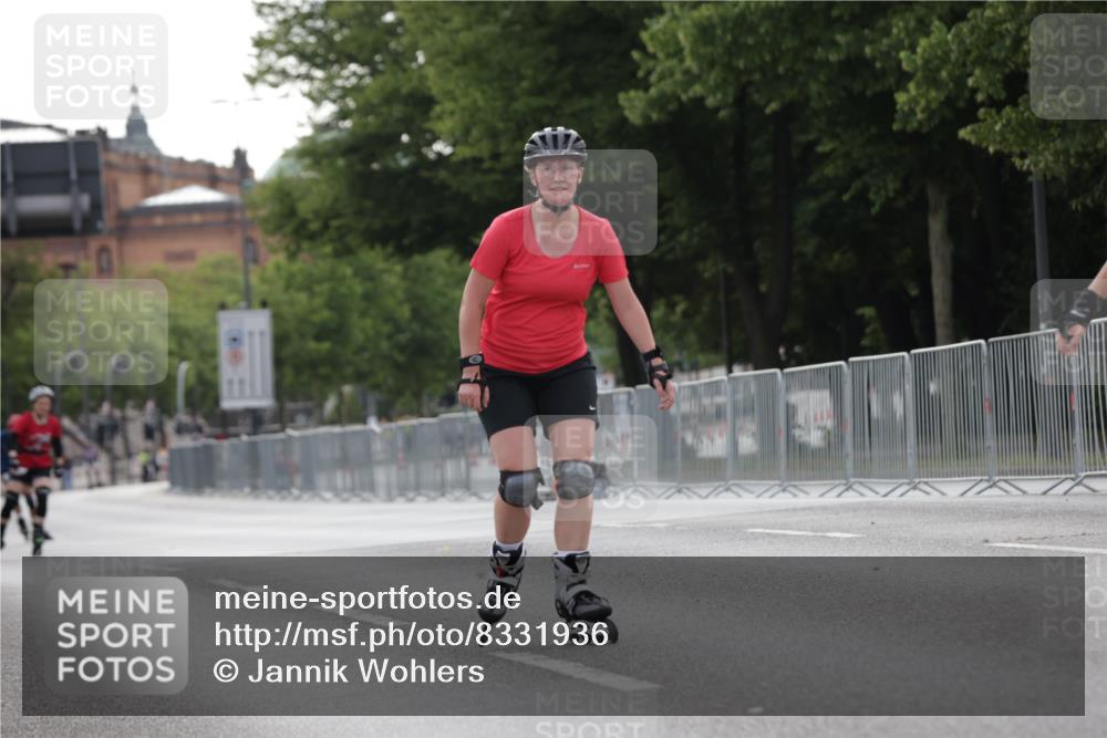 29.06.2025 - hella hamburg halbmarathon Jannik Wohlers http://msf.ph/oto/8331936 29.06.2025 09:01:27 Lombardsbrücke  meine-sportfotos.de