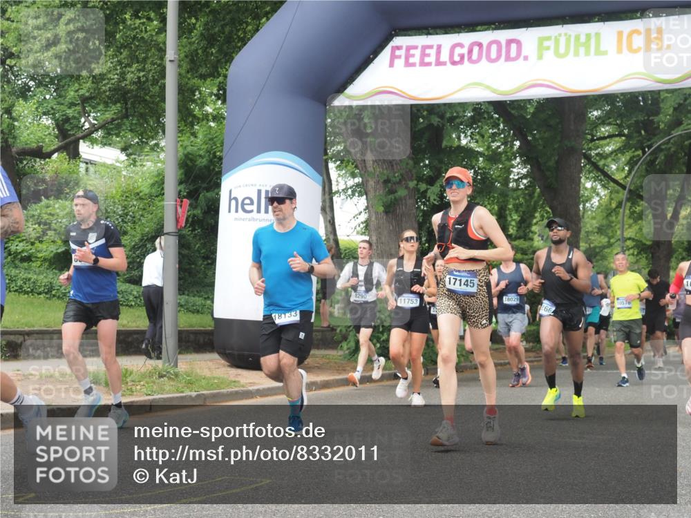 29.06.2025 - hella hamburg halbmarathon KatJ http://msf.ph/oto/8332011 29.06.2025 10:47:16 Zwischen KM18-KM19 5775, 5885, 6309, 8003 meine-sportfotos.de