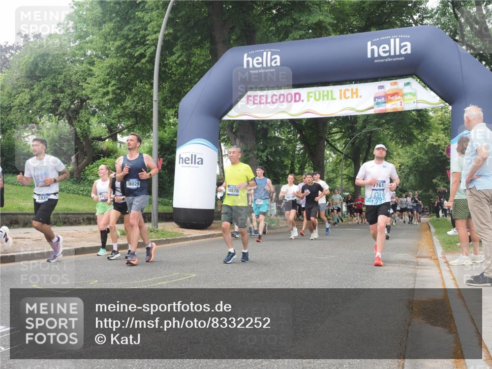 29.06.2025 - hella hamburg halbmarathon KatJ http://msf.ph/oto/8332252 29.06.2025 10:47:19 Zwischen KM18-KM19 2978, 5775, 5885, 6309, 7761, 8003, 8290 meine-sportfotos.de