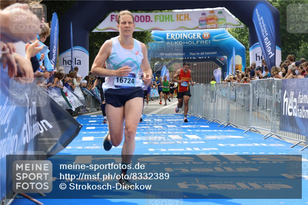 29.06.2025 - hella hamburg halbmarathon Strokosch-Dieckow http://msf.ph/oto/8332389 29.06.2025 10:34:04 Ziel 7884, 9345, 9376, 9519, 11019, 11202, 11227, 13066, 13493, 13494, 14448, 15268, 16724, 17751, 17877 meine-sportfotos.de