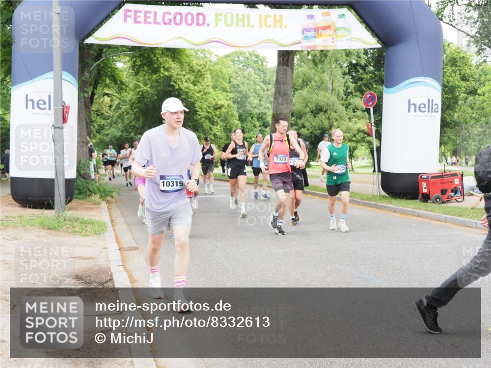 29.06.2025 - hella hamburg halbmarathon MichiJ http://msf.ph/oto/8332613 29.06.2025 10:38:22 Zwischen KM18-KM19 2718, 3654, 5894, 7932, 8117, 8261, 8313, 9869, 10319, 10868, 11733, 13015, 13701, 14562, 15395, 17179, 18811, 19040, 19053 meine-sportfotos.de