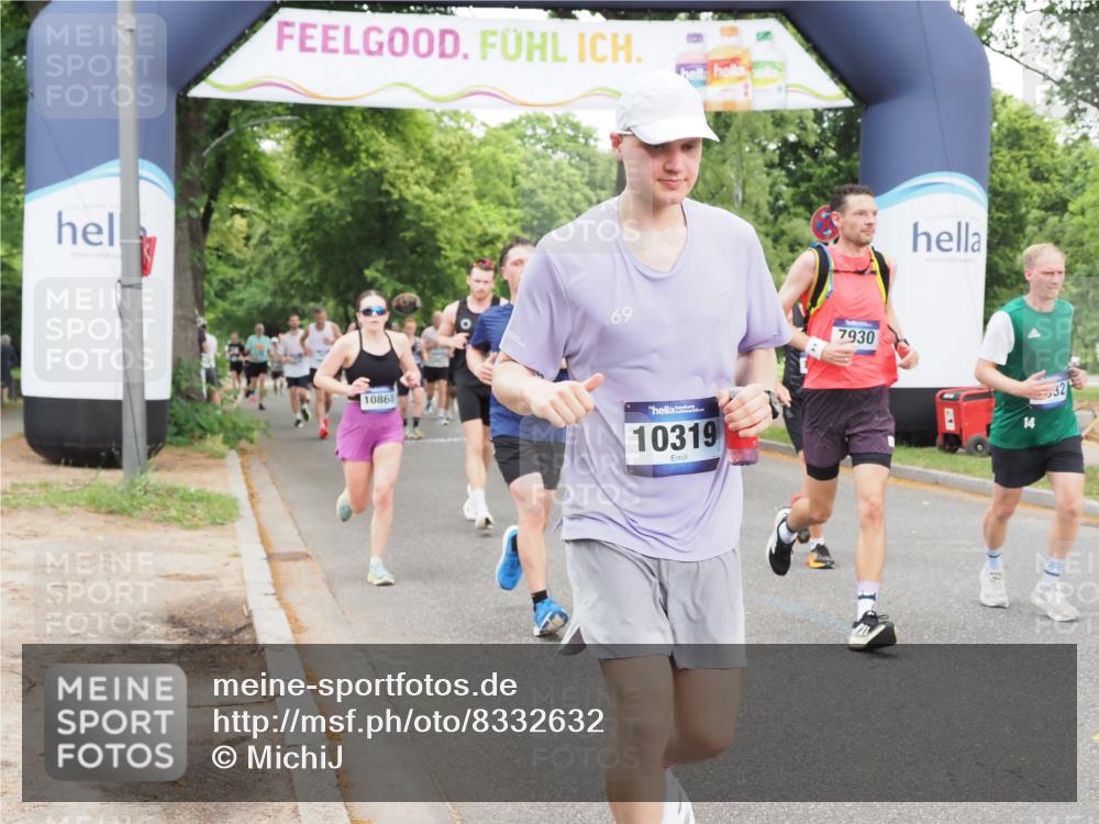 29.06.2025 - hella hamburg halbmarathon MichiJ http://msf.ph/oto/8332632 29.06.2025 10:38:24 Zwischen KM18-KM19 2718, 3654, 5894, 7930, 7932, 8261, 8313, 9959, 10319, 10868, 11733, 13015, 14562, 15395, 15720, 15899, 18811 meine-sportfotos.de