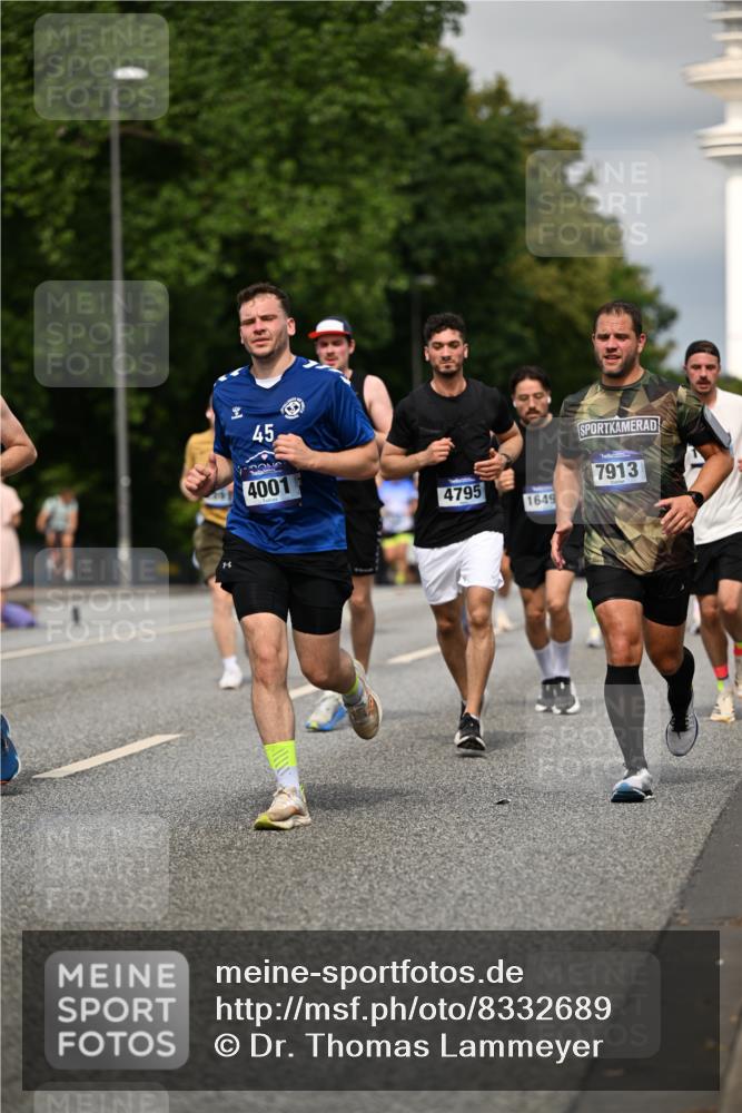 29.06.2025 - hella hamburg halbmarathon Dr. Thomas Lammeyer http://msf.ph/oto/8332689 29.06.2025 10:17:44 Kennedybrücke 1194, 1747, 1939, 2055, 2359, 2721, 2891, 2904, 4001, 4032, 4795, 4962, 5631, 5719, 6207, 7460, 7462, 7913, 8673, 9141, 9612, 9631, 9886, 10442, 10443 meine-sportfotos.de