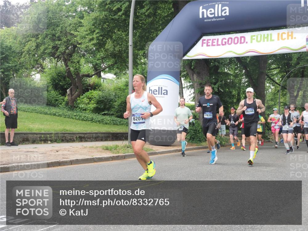 29.06.2025 - hella hamburg halbmarathon KatJ http://msf.ph/oto/8332765 29.06.2025 10:47:24 Zwischen KM18-KM19 2978, 5775, 5839, 5885, 6201, 7761, 8290, 8662 meine-sportfotos.de