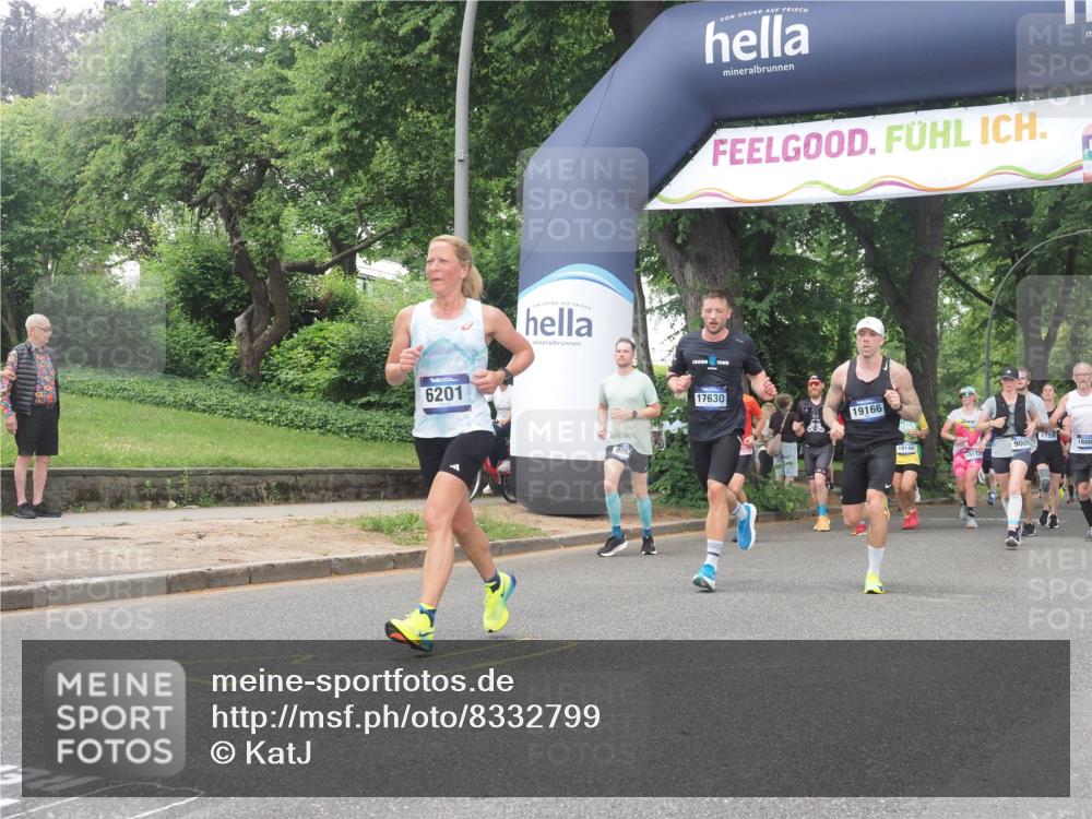 29.06.2025 - hella hamburg halbmarathon KatJ http://msf.ph/oto/8332799 29.06.2025 10:47:24 Zwischen KM18-KM19 2978, 5775, 5839, 5885, 6201, 7761, 8290, 8662 meine-sportfotos.de