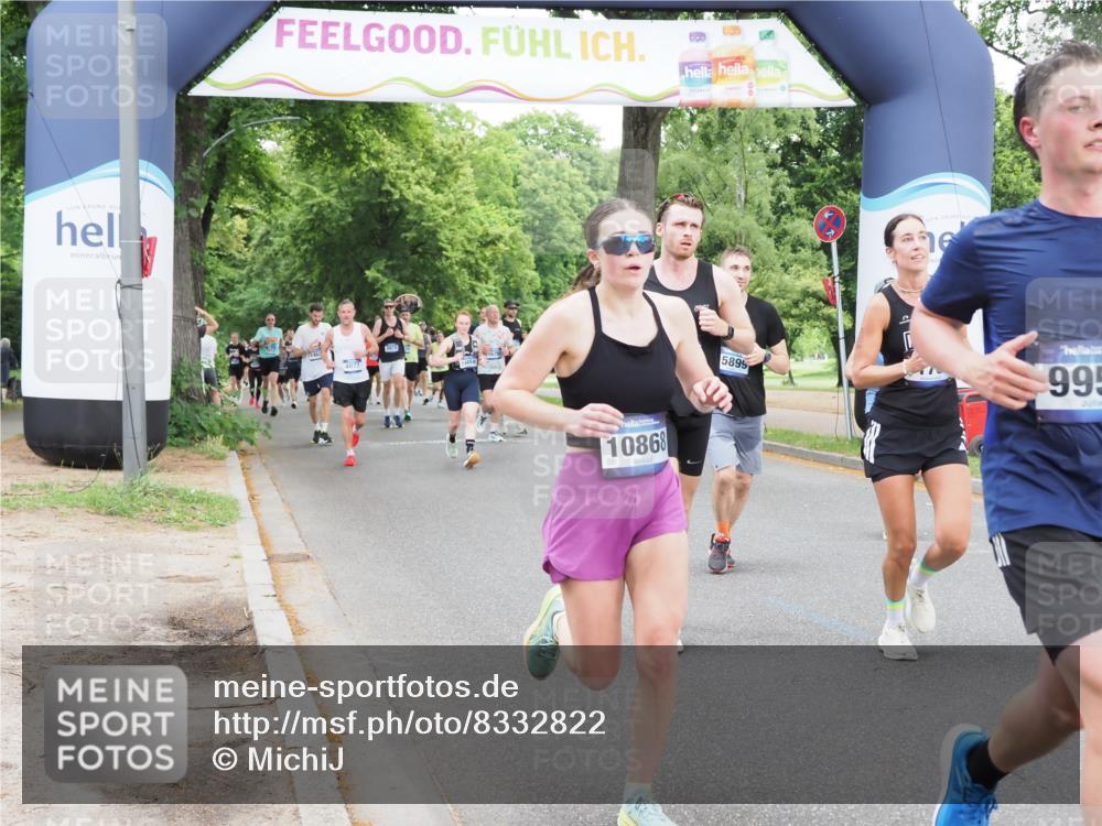 29.06.2025 - hella hamburg halbmarathon MichiJ http://msf.ph/oto/8332822 29.06.2025 10:38:25 Zwischen KM18-KM19 2718, 3654, 5600, 5894, 7930, 7932, 8261, 9959, 10319, 10868, 11733, 13015, 13073, 15395, 15720, 15899, 18811 meine-sportfotos.de