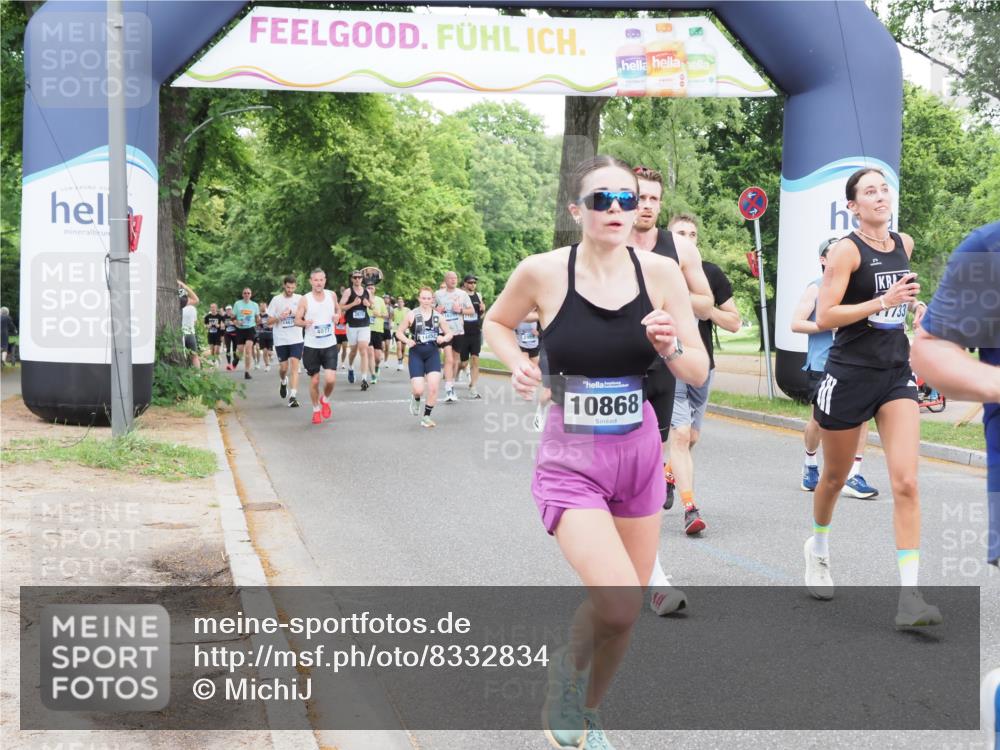 29.06.2025 - hella hamburg halbmarathon MichiJ http://msf.ph/oto/8332834 29.06.2025 10:38:25 Zwischen KM18-KM19 2718, 3654, 5600, 5894, 7930, 7932, 8261, 9959, 10319, 10868, 11733, 13015, 13073, 15395, 15720, 15899, 18811 meine-sportfotos.de