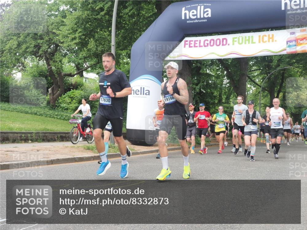 29.06.2025 - hella hamburg halbmarathon KatJ http://msf.ph/oto/8332873 29.06.2025 10:47:25 Zwischen KM18-KM19 1420, 2978, 5839, 6201, 7761, 8290, 8662 meine-sportfotos.de