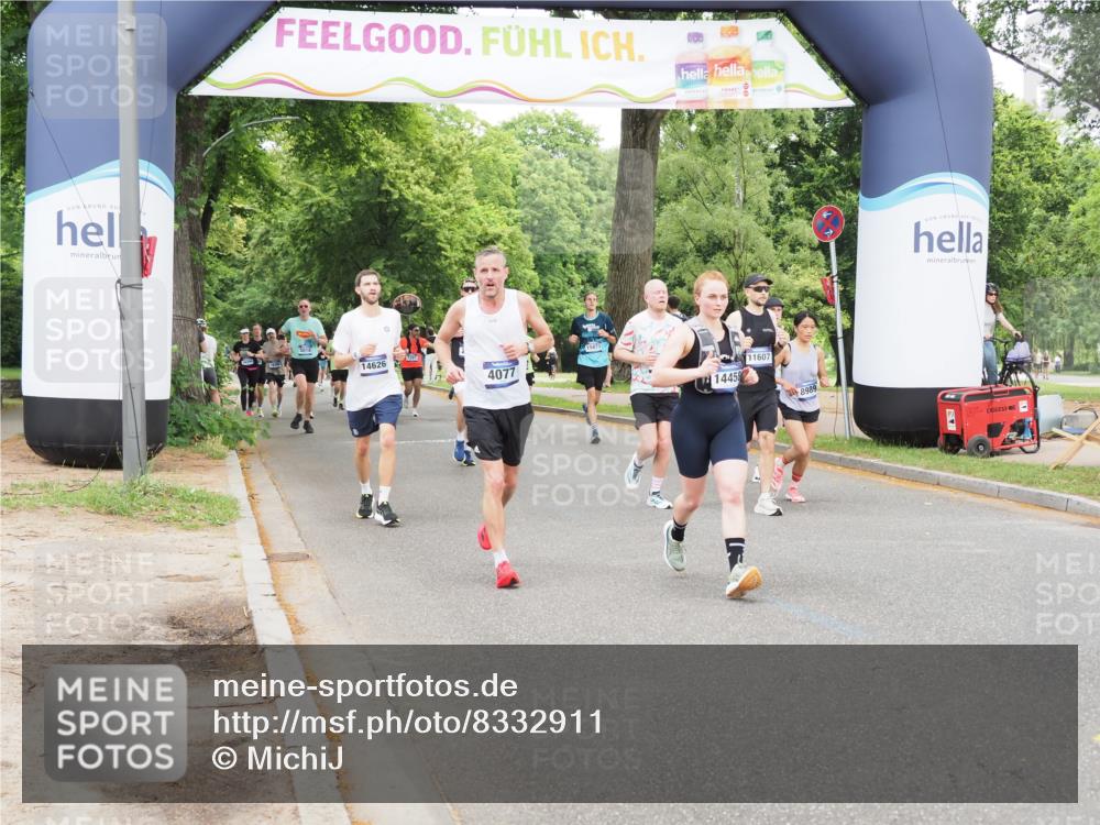 29.06.2025 - hella hamburg halbmarathon MichiJ http://msf.ph/oto/8332911 29.06.2025 10:38:28 Zwischen KM18-KM19 4077, 5600, 7930, 7932, 8989, 9959, 10319, 10868, 11733, 13015, 13073, 13976, 14458, 15720, 15899, 16291 meine-sportfotos.de