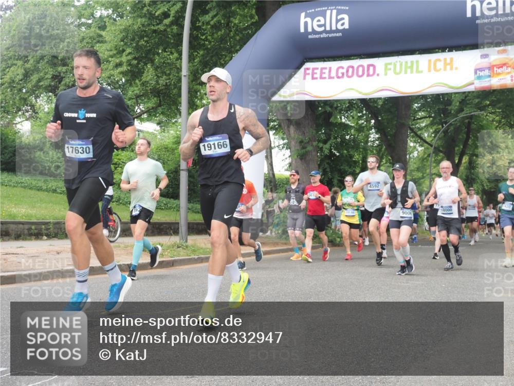 29.06.2025 - hella hamburg halbmarathon KatJ http://msf.ph/oto/8332947 29.06.2025 10:47:25 Zwischen KM18-KM19 1420, 2978, 5839, 6201, 7761, 8290, 8662 meine-sportfotos.de
