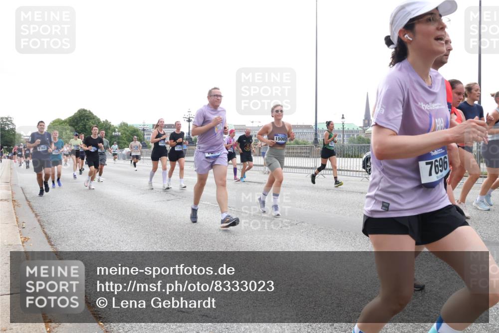 29.06.2025 - hella hamburg halbmarathon Lena Gebhardt http://msf.ph/oto/8333023 29.06.2025 10:37:59 Lombardsbrücke 6362, 1145, 11456, 15002, 7696, 1196, 1394, 1457, 1475, 1578, 1742, 1799, 1901, 1966, 1985, 2199, 2786, 2853, 3230, 3242, 3246, 3633, 3716, 3880, 4414, 4921, 5139, 5300, 5522, 5713, 5875, 6199, 6200, 6243, 6362, 6697, 6751, 6930, 6955, 7118, 7124, 7165, 7244, 7321, 7350, 7552, 7629, 7696, 7914, 8985, 9247, 9288, 9895, 10159, 10506, 10836, 11087, 11543, 12123, 12254, 12472, 12824, 16680, 17798 meine-sportfotos.de