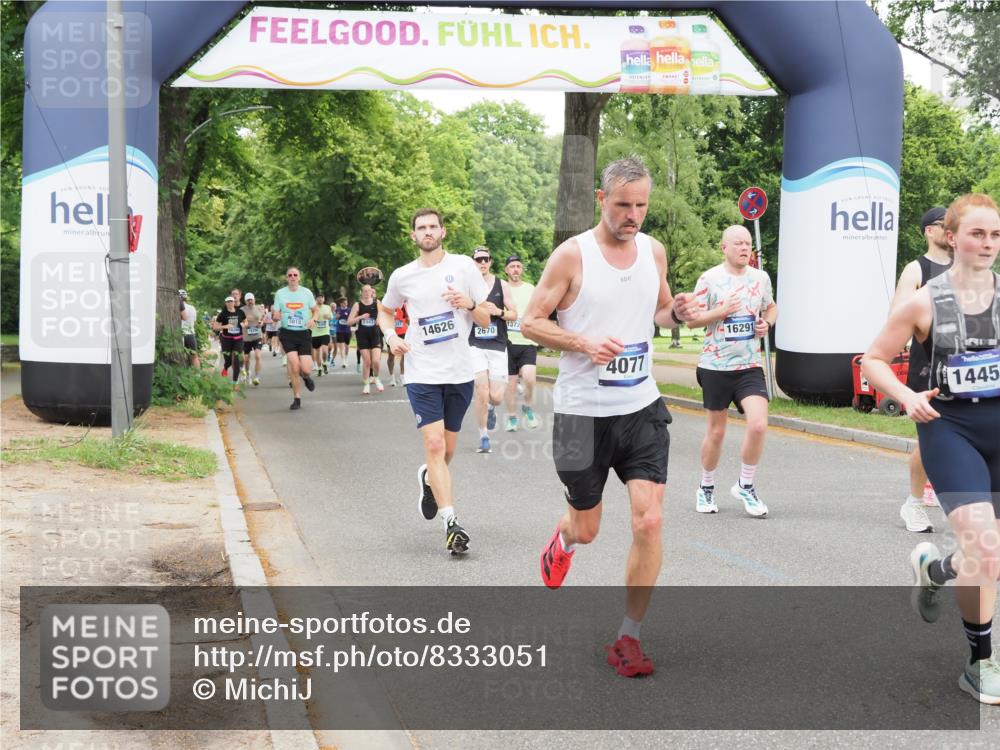 29.06.2025 - hella hamburg halbmarathon MichiJ http://msf.ph/oto/8333051 29.06.2025 10:38:29 Zwischen KM18-KM19 2670, 4077, 5600, 7930, 7932, 8989, 9959, 10868, 11733, 13015, 13073, 13976, 14458, 14626, 15720, 15899, 16291 meine-sportfotos.de
