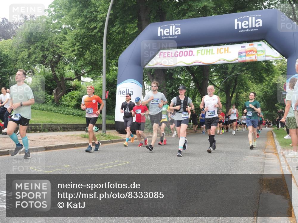 29.06.2025 - hella hamburg halbmarathon KatJ http://msf.ph/oto/8333085 29.06.2025 10:47:26 Zwischen KM18-KM19 1420, 2391, 2978, 5839, 6201, 7759, 8290, 8662 meine-sportfotos.de