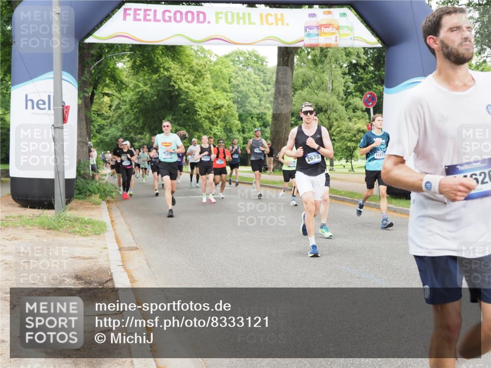 29.06.2025 - hella hamburg halbmarathon MichiJ http://msf.ph/oto/8333121 29.06.2025 10:38:31 Zwischen KM18-KM19 2670, 4077, 5600, 7930, 7943, 8989, 9959, 13073, 13726, 13976, 14458, 14626, 15720, 15871, 15899, 16291 meine-sportfotos.de