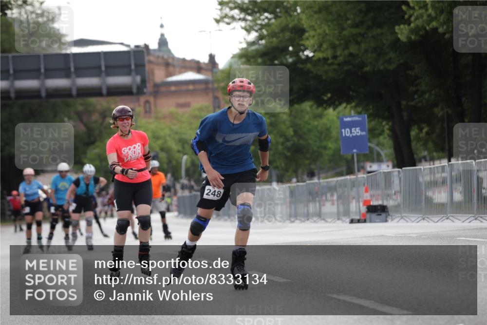 29.06.2025 - hella hamburg halbmarathon Jannik Wohlers http://msf.ph/oto/8333134 29.06.2025 09:01:36 Lombardsbrücke  meine-sportfotos.de
