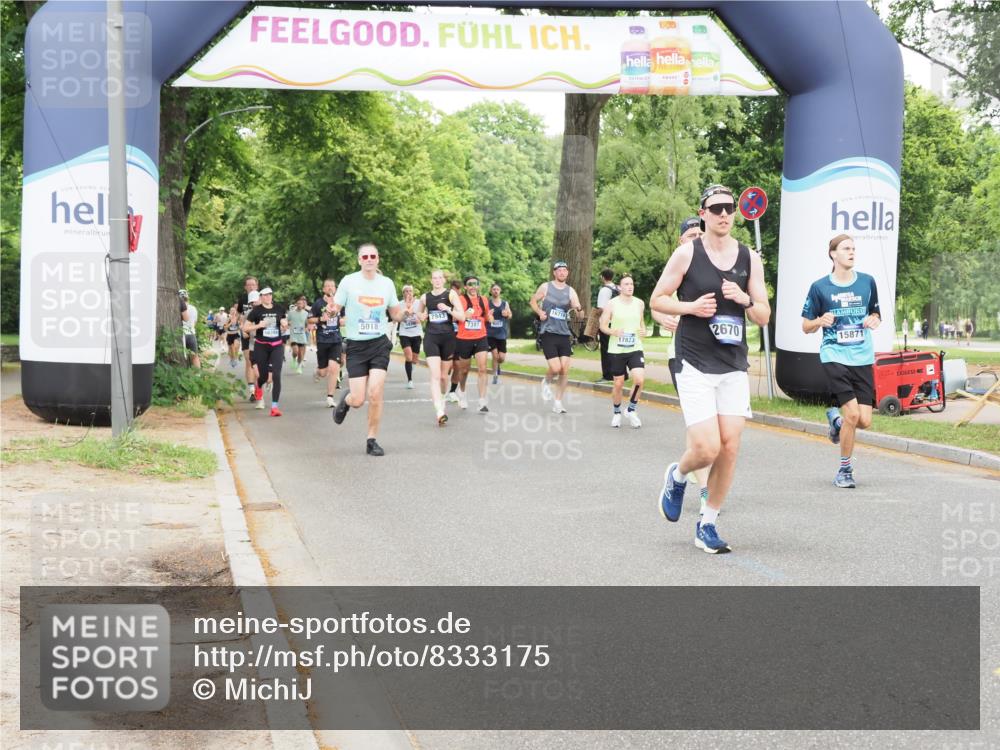29.06.2025 - hella hamburg halbmarathon MichiJ http://msf.ph/oto/8333175 29.06.2025 10:38:31 Zwischen KM18-KM19 2670, 4077, 5600, 7930, 7943, 8989, 9959, 13073, 13726, 13976, 14458, 14626, 15720, 15871, 15899, 16291 meine-sportfotos.de