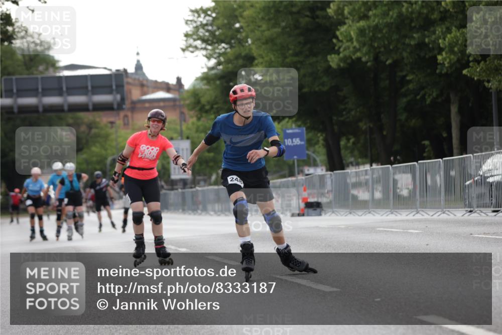 29.06.2025 - hella hamburg halbmarathon Jannik Wohlers http://msf.ph/oto/8333187 29.06.2025 09:01:37 Lombardsbrücke  meine-sportfotos.de
