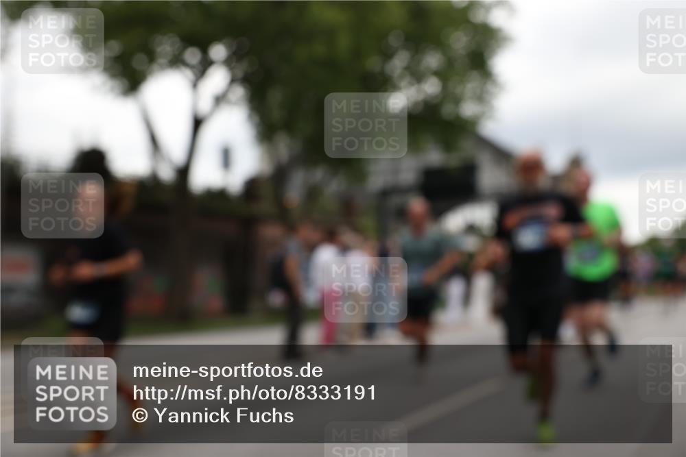 29.06.2025 - hella hamburg halbmarathon Yannick Fuchs http://msf.ph/oto/8333191 29.06.2025 10:51:48 20KM 1611, 2025, 2236, 2488, 2606, 2759, 2806, 2883, 2907, 3093, 3141, 3859, 4426, 4467, 4579, 4632, 4833, 5926, 6104, 6281, 6302, 6531, 6595, 7138, 7833, 9316, 9450, 9485, 10599, 10788, 11645, 13465, 14571, 15217, 15229, 16517, 16531, 17405, 17415, 17455, 17543, 18068, 18501, 18508, 18587, 18762, 18891 meine-sportfotos.de