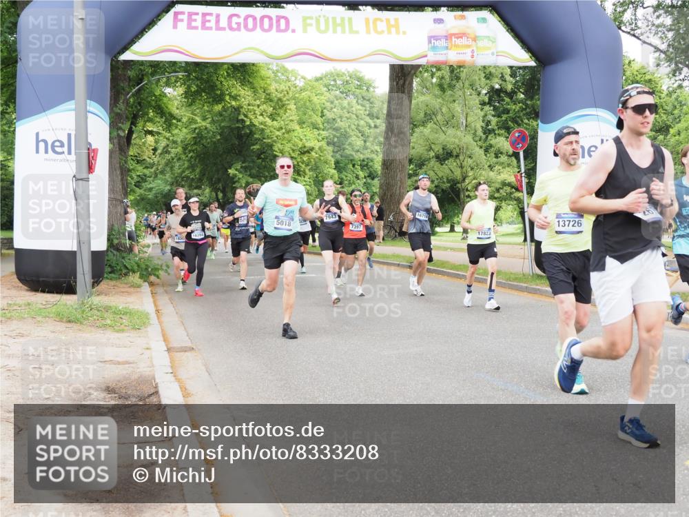 29.06.2025 - hella hamburg halbmarathon MichiJ http://msf.ph/oto/8333208 29.06.2025 10:38:32 Zwischen KM18-KM19 2670, 4077, 5600, 7397, 7943, 8989, 13073, 13726, 13976, 14458, 14626, 15720, 15871, 16291, 17823, 18394 meine-sportfotos.de
