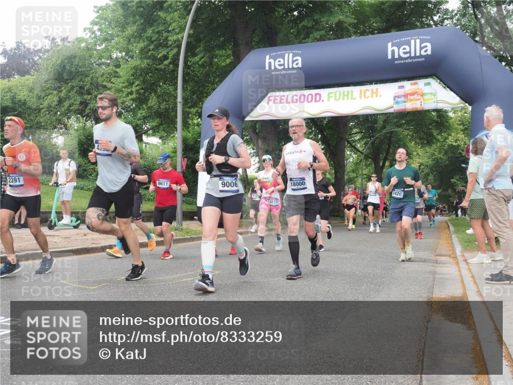 29.06.2025 - hella hamburg halbmarathon KatJ http://msf.ph/oto/8333259 29.06.2025 10:47:27 Zwischen KM18-KM19 1420, 2391, 2978, 4592, 5839, 6201, 7759, 8191, 8662 meine-sportfotos.de