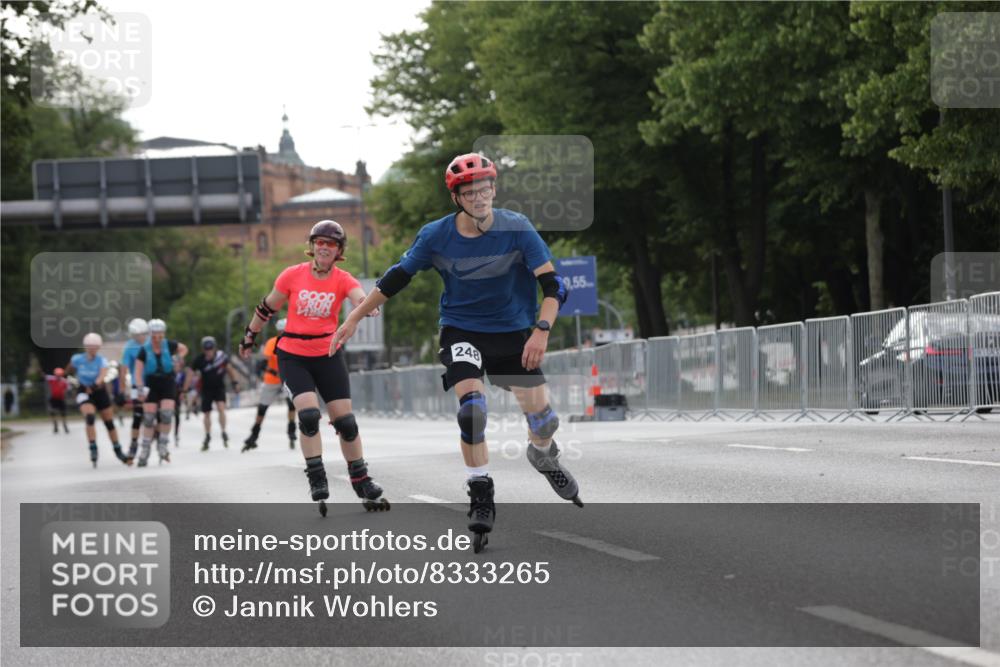 29.06.2025 - hella hamburg halbmarathon Jannik Wohlers http://msf.ph/oto/8333265 29.06.2025 09:01:37 Lombardsbrücke  meine-sportfotos.de