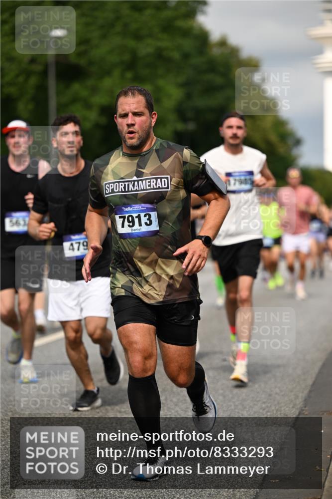 29.06.2025 - hella hamburg halbmarathon Dr. Thomas Lammeyer http://msf.ph/oto/8333293 29.06.2025 10:17:47 Kennedybrücke 1194, 1747, 1939, 2359, 2721, 2891, 2904, 4001, 4032, 4795, 4962, 5631, 5719, 6207, 7462, 7913, 8673, 9141, 9612, 9631, 9886, 10442, 10443 meine-sportfotos.de
