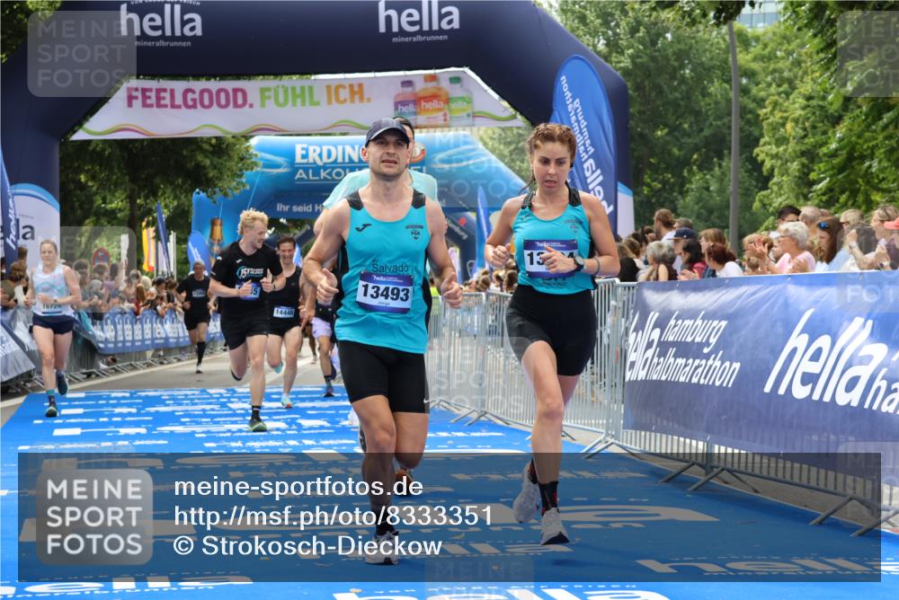 29.06.2025 - hella hamburg halbmarathon Strokosch-Dieckow http://msf.ph/oto/8333351 29.06.2025 10:33:59 Ziel 9345, 9519, 11019, 11202, 11227, 13066, 13493, 13494, 14448, 15268, 15500, 16724, 17877 meine-sportfotos.de