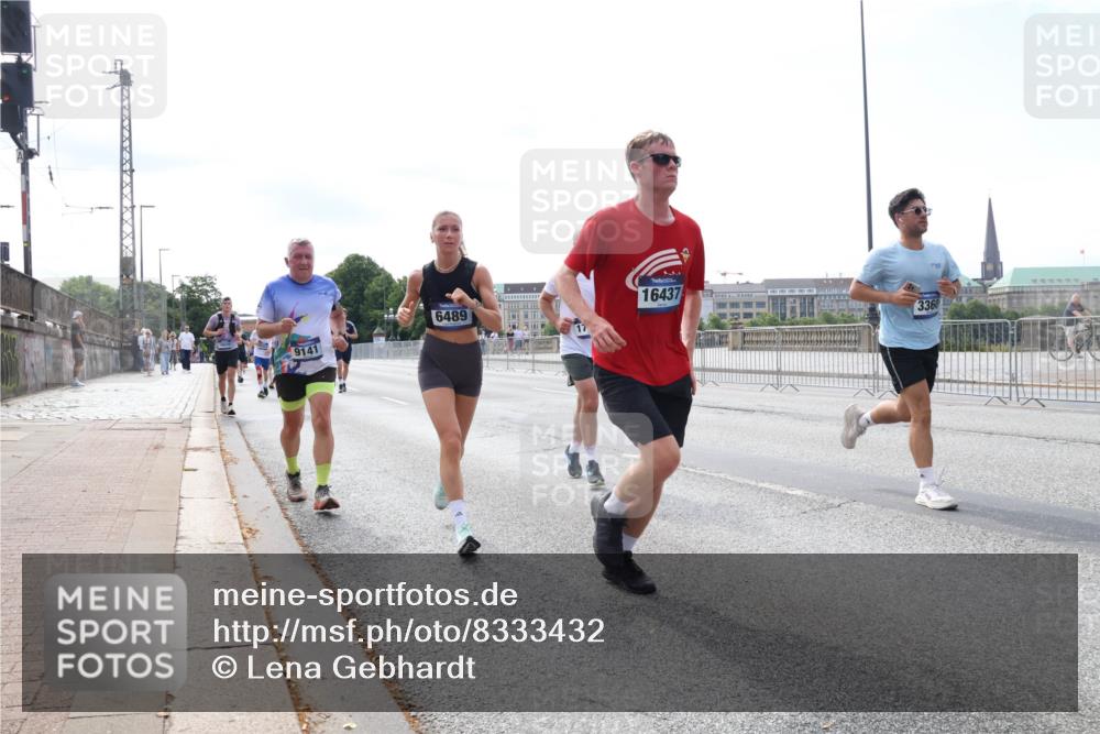 29.06.2025 - hella hamburg halbmarathon Lena Gebhardt http://msf.ph/oto/8333432 29.06.2025 10:13:15 Lombardsbrücke 9141, 6489, 16437, 3360, 1007, 1020, 1051, 1747, 1859, 2942, 2961, 3218, 3360, 3728, 3729, 4187, 4532, 4950, 5546, 6207, 6489, 6724, 7346, 7446, 7447, 7460, 7873, 8398, 8405, 8913, 9141, 9527, 9612, 10067, 10402, 11025, 11720, 12492, 13331, 13928, 14404, 15531, 15922, 16030, 16255, 16323, 16437, 17061, 17474, 17699, 17988, 18048, 18222, 18320, 18530, 18732 meine-sportfotos.de