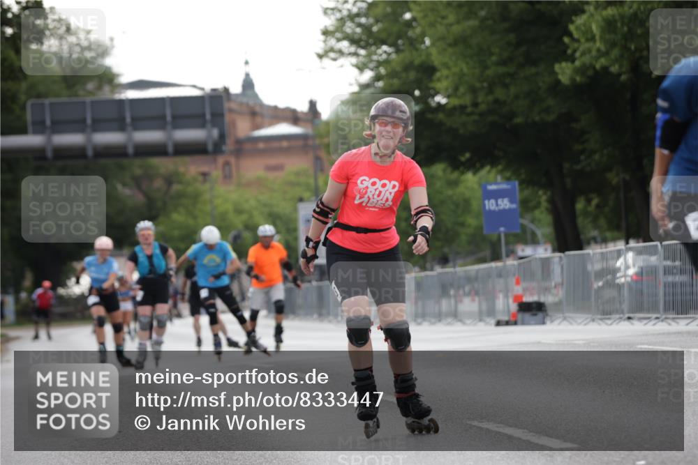 29.06.2025 - hella hamburg halbmarathon Jannik Wohlers http://msf.ph/oto/8333447 29.06.2025 09:01:38 Lombardsbrücke  meine-sportfotos.de
