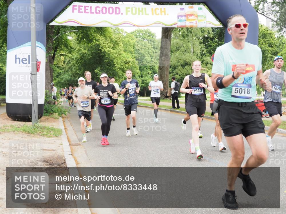 29.06.2025 - hella hamburg halbmarathon MichiJ http://msf.ph/oto/8333448 29.06.2025 10:38:34 Zwischen KM18-KM19 2670, 4077, 5018, 5820, 7397, 7943, 8989, 13403, 13726, 13976, 14458, 14626, 15480, 15871, 16291, 16716, 17823, 18394 meine-sportfotos.de