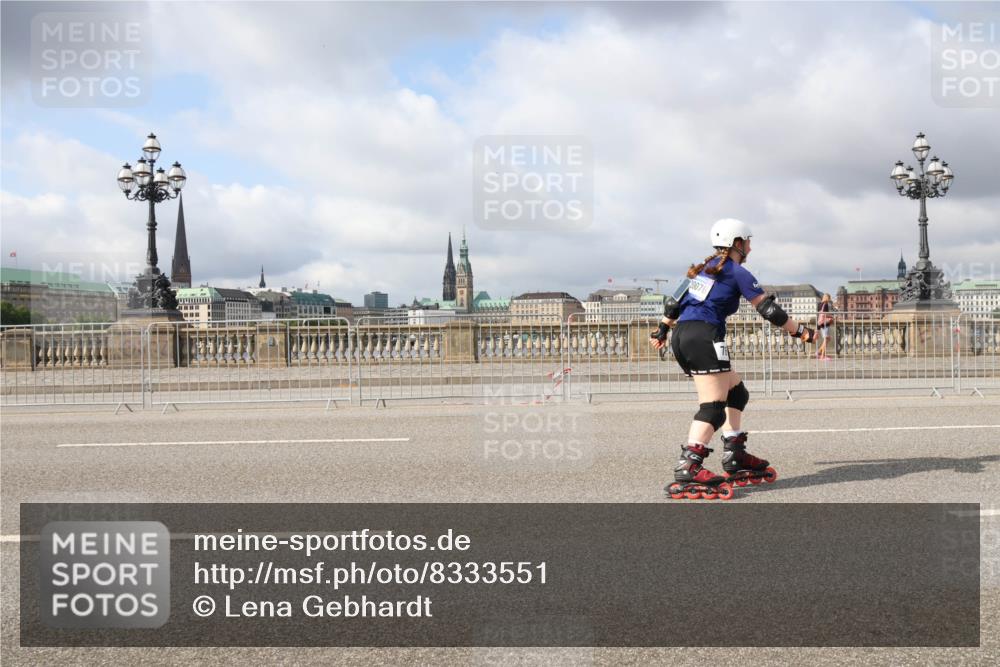 29.06.2025 - hella hamburg halbmarathon Lena Gebhardt http://msf.ph/oto/8333551 29.06.2025 09:08:42 Lombardsbrücke 2007 meine-sportfotos.de