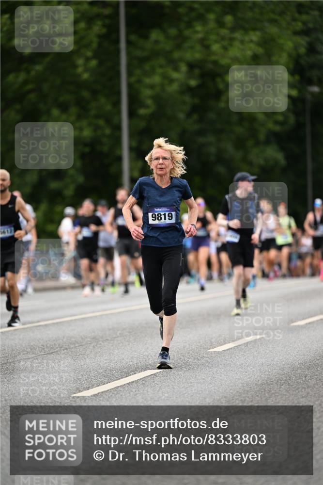 29.06.2025 - hella hamburg halbmarathon Dr. Thomas Lammeyer http://msf.ph/oto/8333803 29.06.2025 10:39:52 Kennedybrücke 2198, 2412, 2787, 2827, 3828, 4413, 4703, 4965, 5147, 6029, 6189, 6471, 6867, 8296, 8567, 8947, 9470, 9803, 9819, 10360, 10565, 10652, 11187, 11198, 11233, 11359 meine-sportfotos.de