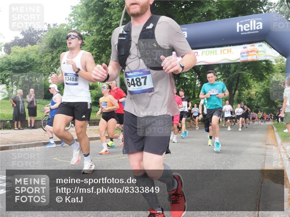 29.06.2025 - hella hamburg halbmarathon KatJ http://msf.ph/oto/8333849 29.06.2025 10:47:32 Zwischen KM18-KM19 1364, 1420, 1653, 2391, 4068, 4592, 6487, 7759, 8191 meine-sportfotos.de