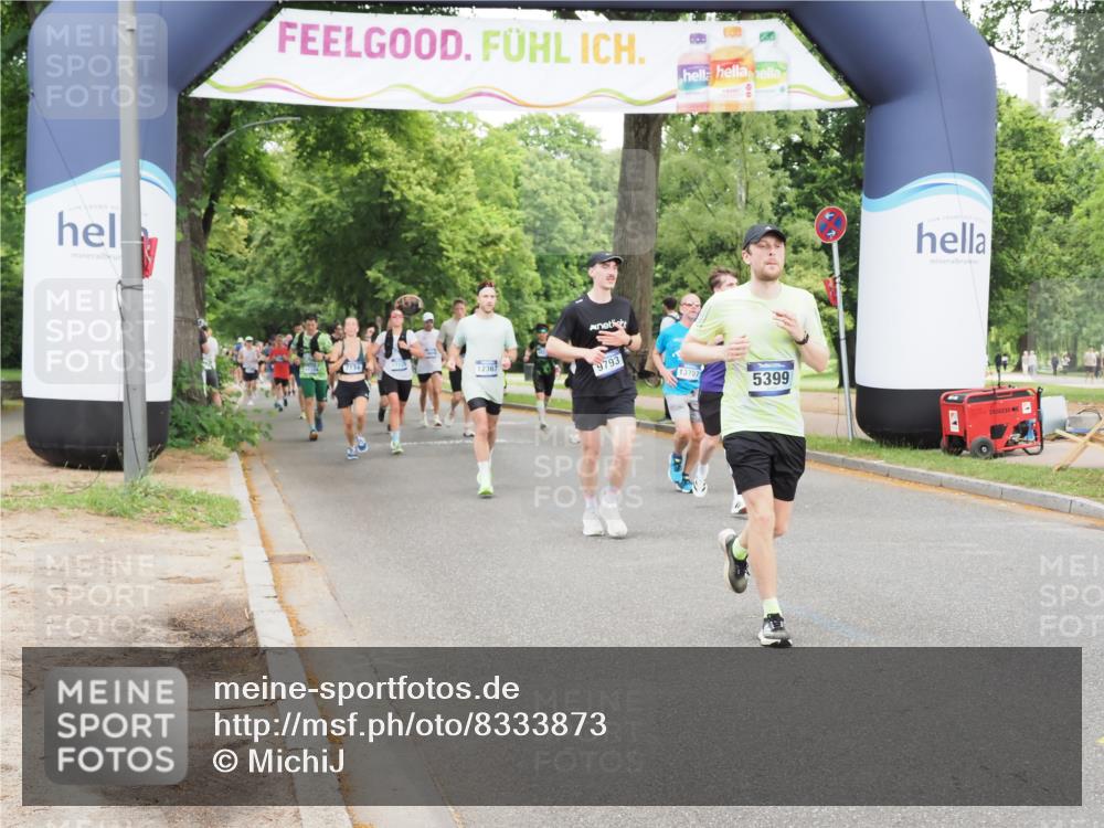29.06.2025 - hella hamburg halbmarathon MichiJ http://msf.ph/oto/8333873 29.06.2025 10:38:38 Zwischen KM18-KM19 5018, 5399, 5820, 7134, 7397, 7943, 8205, 9057, 9793, 10891, 12367, 13403, 13707, 13726, 15480, 15871, 16716, 17823, 18394 meine-sportfotos.de