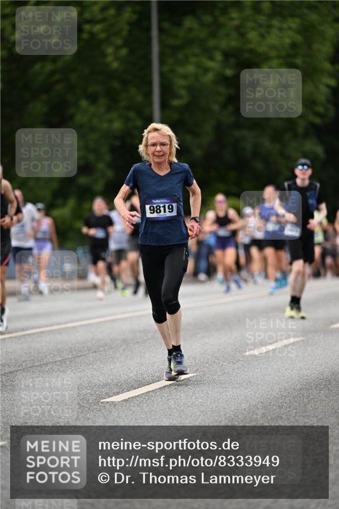 29.06.2025 - hella hamburg halbmarathon Dr. Thomas Lammeyer http://msf.ph/oto/8333949 29.06.2025 10:39:52 Kennedybrücke 2198, 2412, 2787, 2827, 3828, 4413, 4703, 4965, 5147, 6029, 6189, 6471, 6867, 8296, 8567, 8947, 9470, 9803, 9819, 10360, 10565, 10652, 11187, 11198, 11233, 11359 meine-sportfotos.de